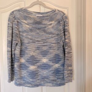 Beautiful boat neckline sweater